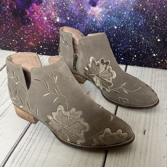 Seychelles Lantern Ankle Boots Taupe Embroidered Western Boho Floral  Sz 7.5 - Picture 1 of 10